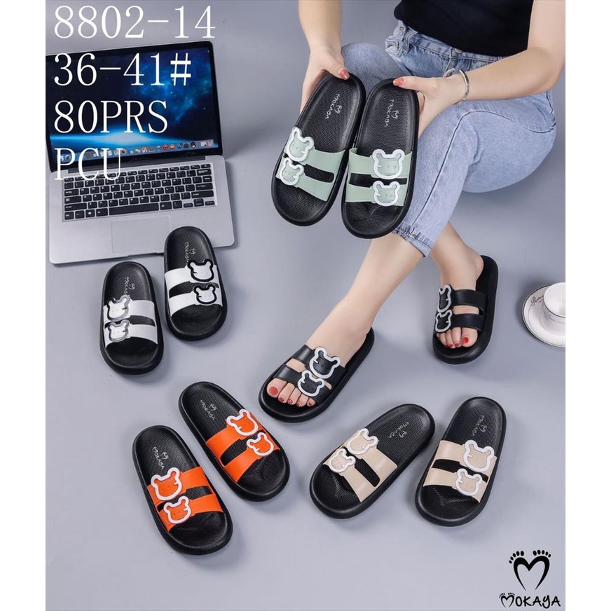 Sandal Slop Jelly Wanita Ban 2 Gesper Bear Putih Sol Hitam Cantik Lucu Keren Best Seller Import Mokaya / Size 36-41 (8802-14)