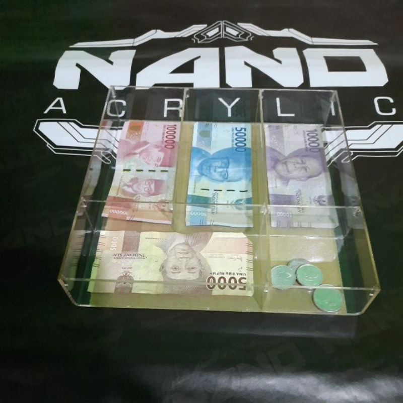 Mini cash Akrilik/ Tempat uang Akrilik