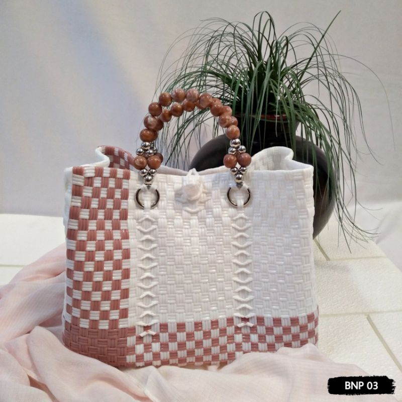 tas wanita tas anyaman plastik cantik tas kekinian cantik tas bali handmade