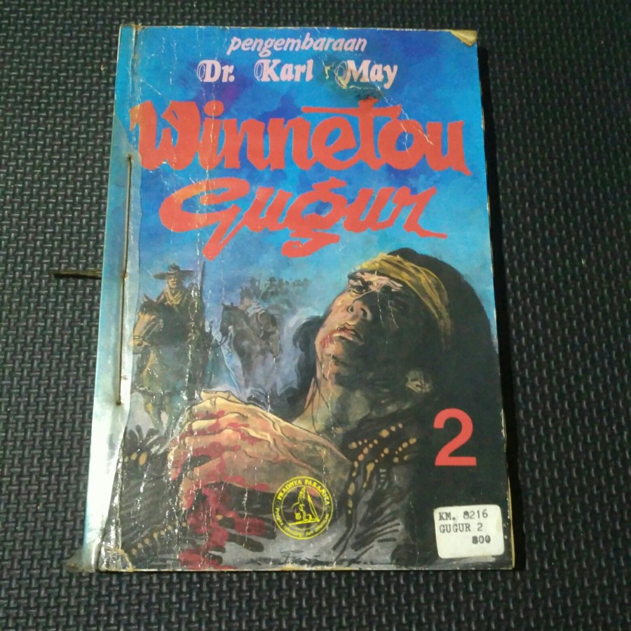 Buku novel pengembaraan dr. karl may winnetou gugur