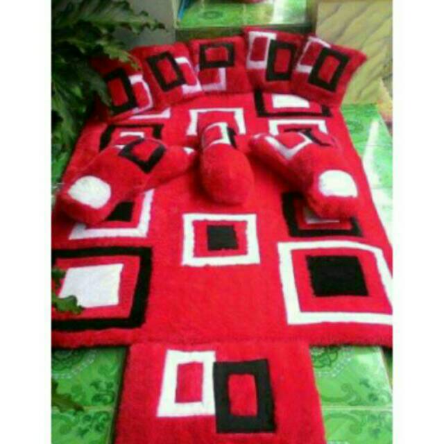 

Marpet karakter kotak