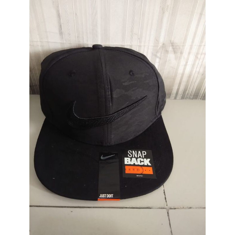 topi nike sb