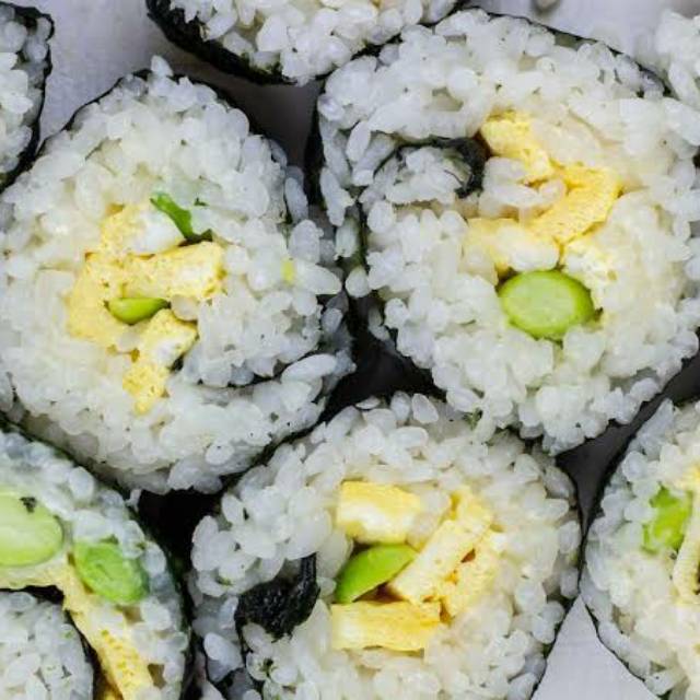 

Maki Egg Roll (8pcs)