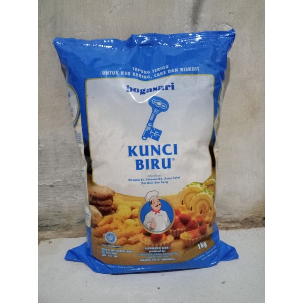 

Tepung terigu Kunci biru Premium 1kg/Protein rendah 1kg