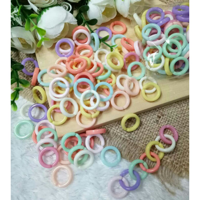 akrilik rantai warna soft kotak2cm - bulat1,5cm