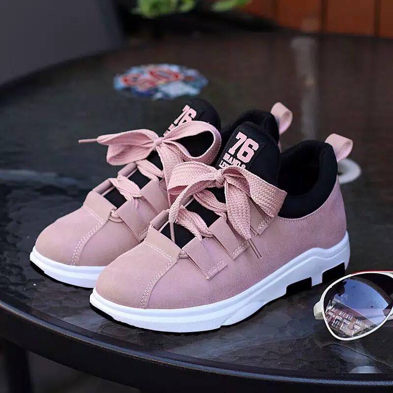 Sepatu wanita import / sneakers wanita-1