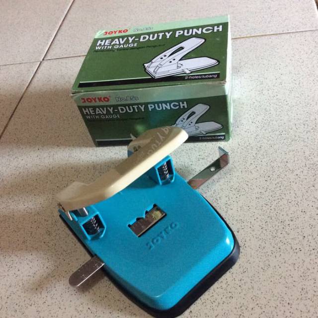 

Pembolong Kertas / Perforator No.85B JOYKO 2 Hole Heavy - Duty Punch