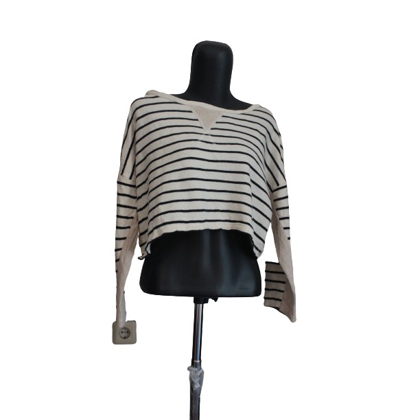 PL Atasan crop lengan panjang modis kastane