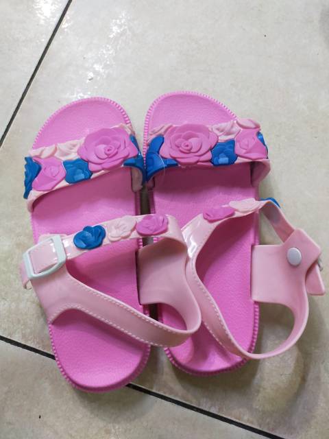 PROMO MURAH Sandal Anak Perempuan Warna Random