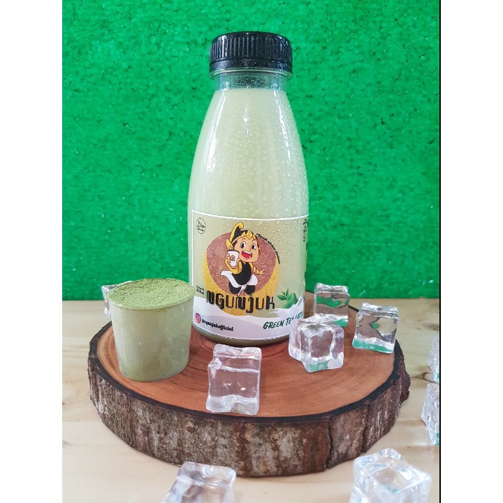 

Green Tea Latte by Ngunjuk (350 ml)