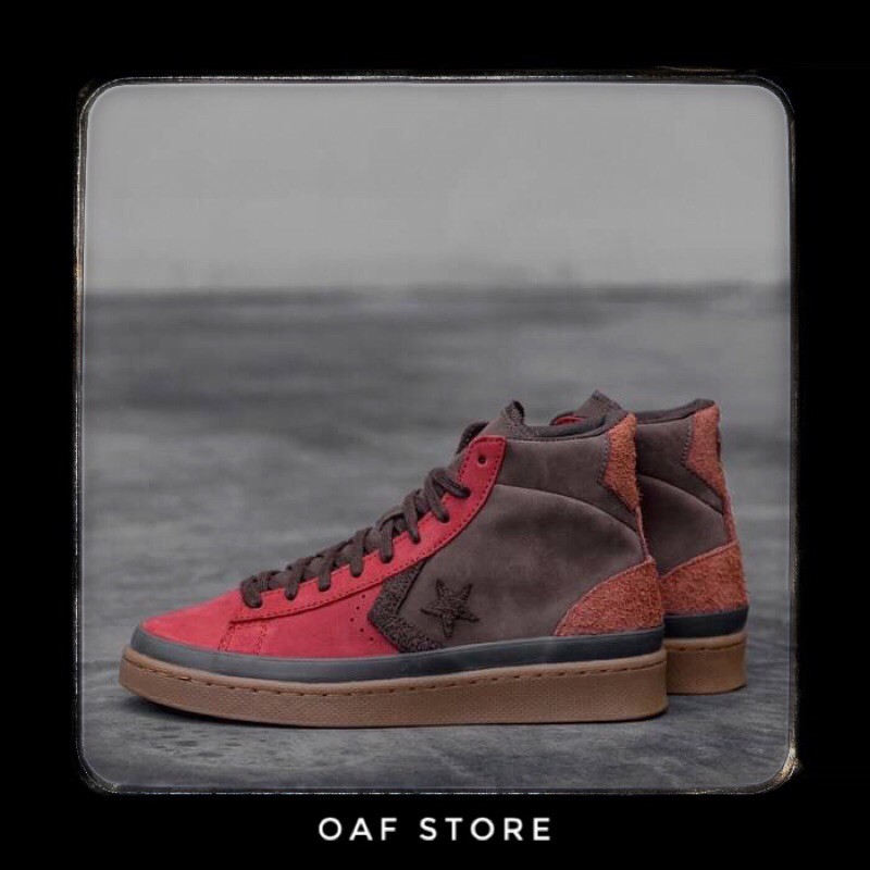 Converse Pro Leather Mid Fiery Scarlet