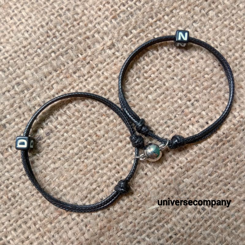 [UC] 2 PCS GELANG MAGNET COUPLE INISIAL / GELANG MAGNET COUPLE / GELANG TALI KOREA / GELANG INISIAL (SUDAH DAPAT 2 PCS)