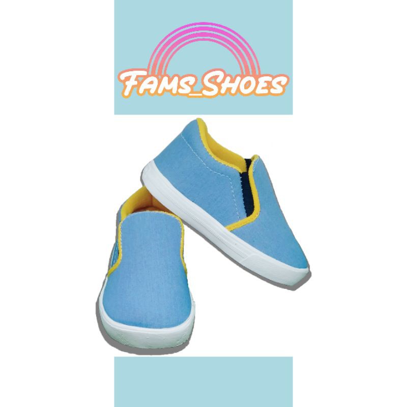 {COD} Sepatu Slip On Levis Abu-Abu MURAH