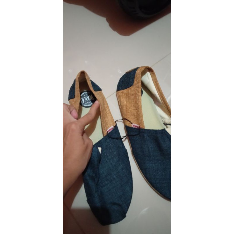 sepatu Wakai original baru navy