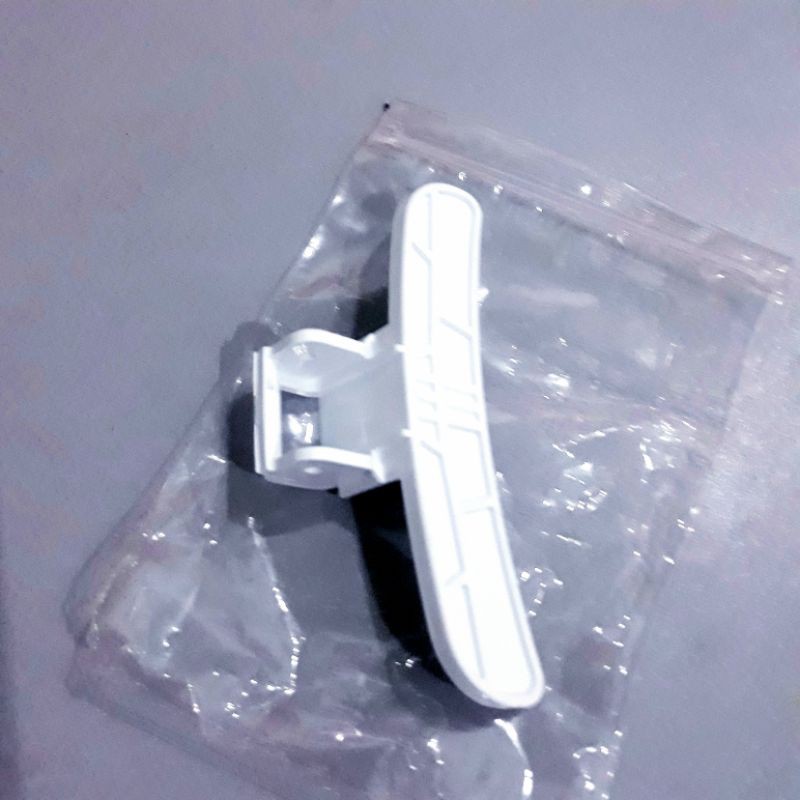 Handle Pintu Mesin Cuci Samsung DC64-02852A003