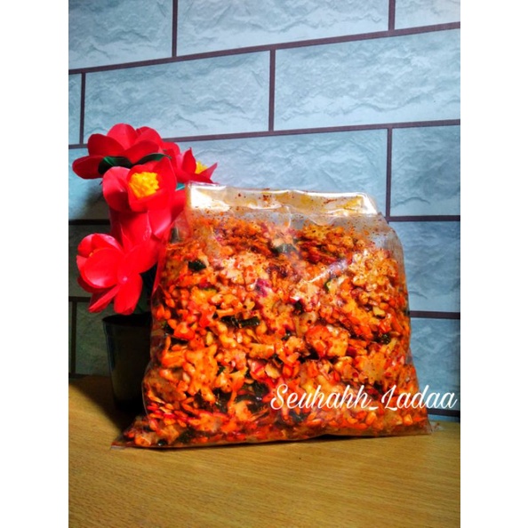 

krupuk bintang bantat extra pedas daun jeruk 1kg