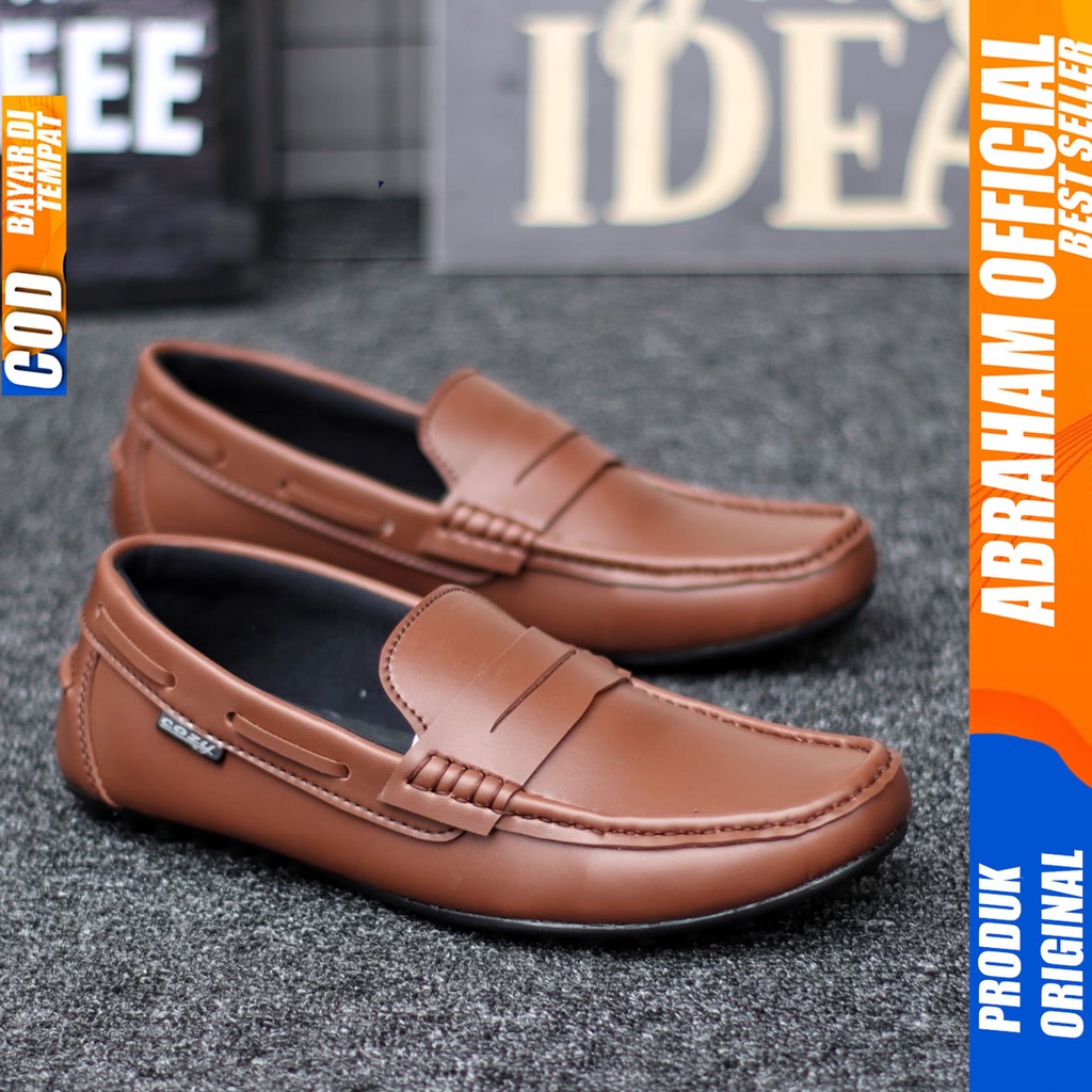 Sepatu Slip On Casual Anti Slip Kerja Santai Hitam Pria Abraham Verona