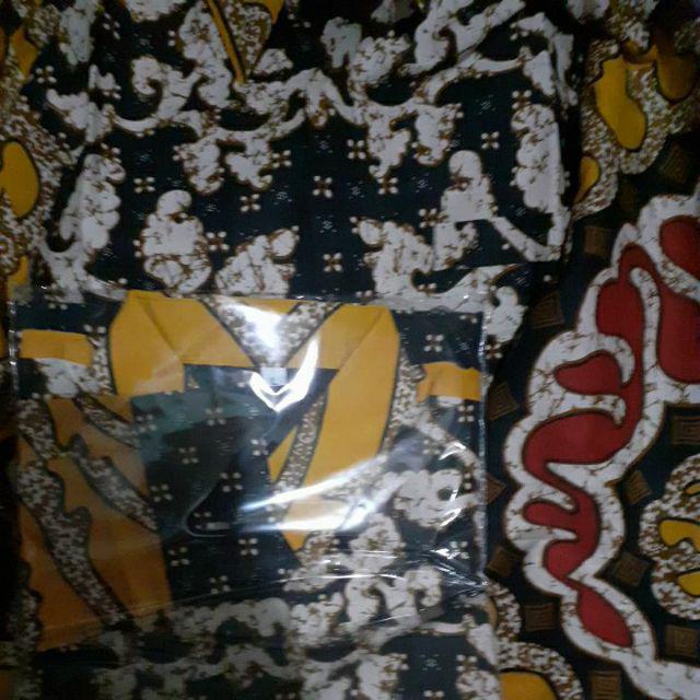 (1kg=4pcs) Kemeja Batik Lengan Panjang Batik Kamandaka Batik Solo Seragam Batik
