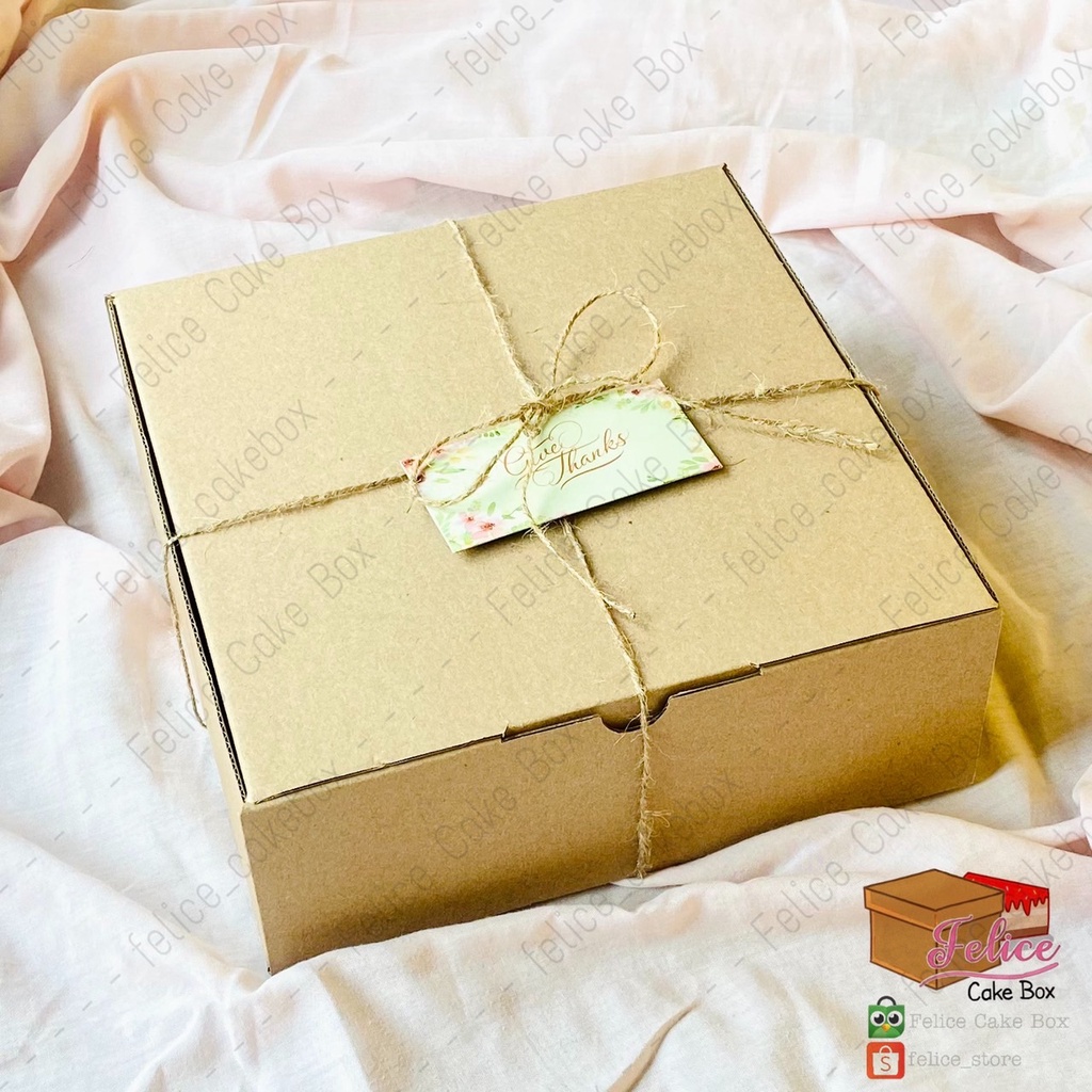 

Kode : BPS610 PAKET BOX PIZZA + TALI RAMI + THANK YOU CARD / PAKET BOX HAMPERS / PAKET PACKAGING HAMPERS / PAKET LENGKAP GIFT BOX