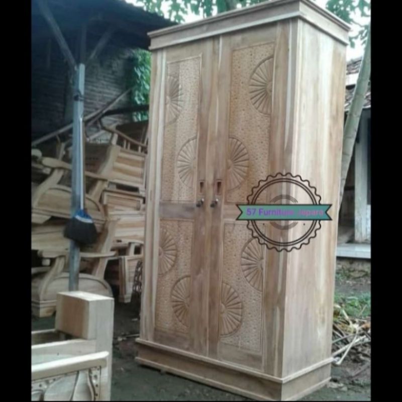 Almari-Lemari pakaian 2 pintu ukir jati mentahan