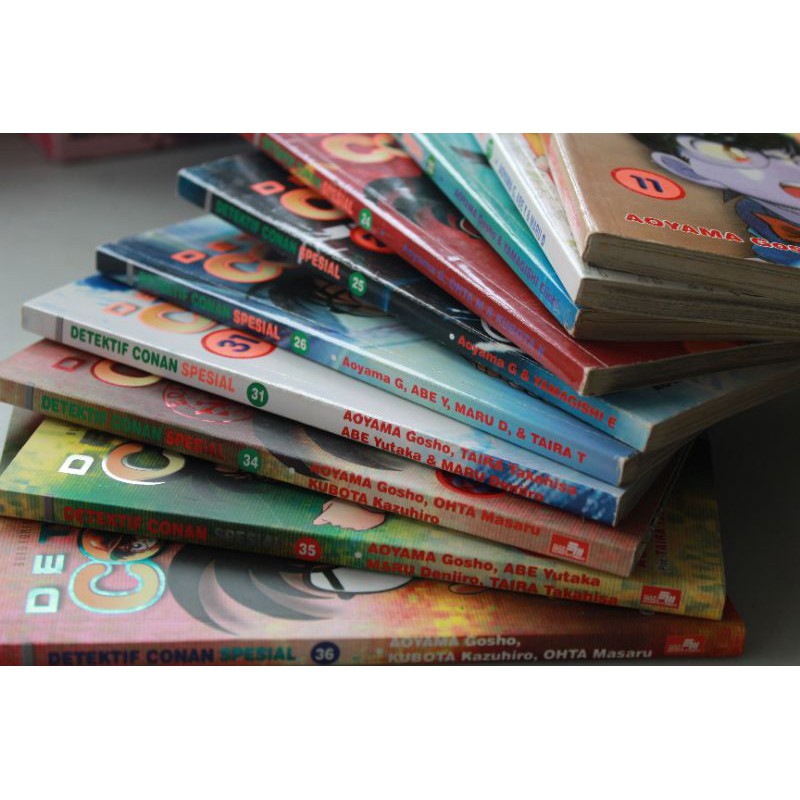 Komik Detektif Conan Edisi Spesial