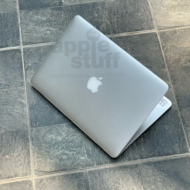 MacBook Case  FOG SHELL Translucent