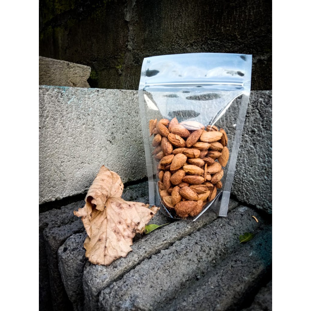 

Kacang Almond Panggang