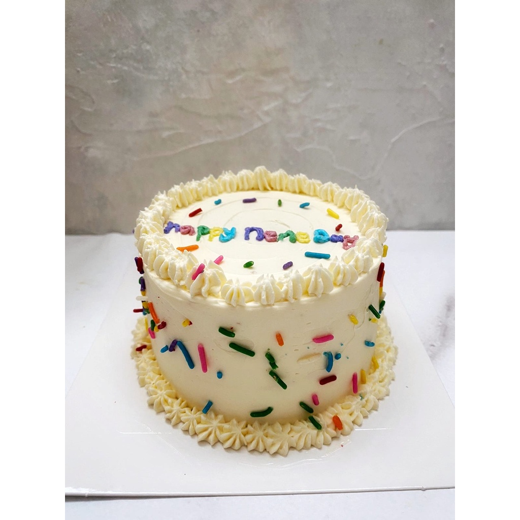 

BENTO CAKE CARNAVAL // BENTO BIRTHDAY CAKE // KUE ULANG TAHUN BENTO