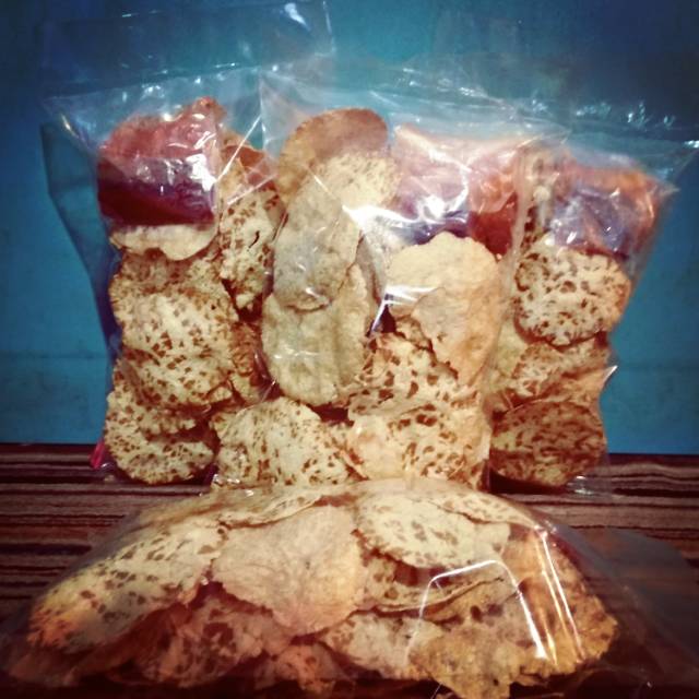 

kerupuk jengkol balado