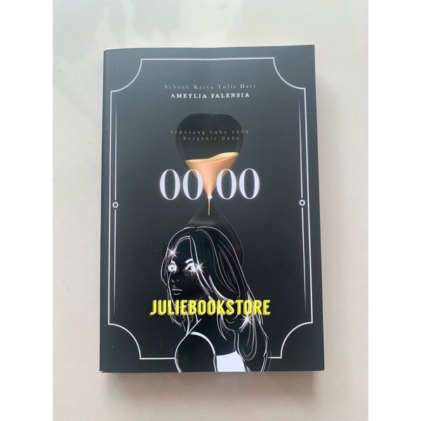 Novel 00:00 - Ameylia Falensia | Shopee Indonesia