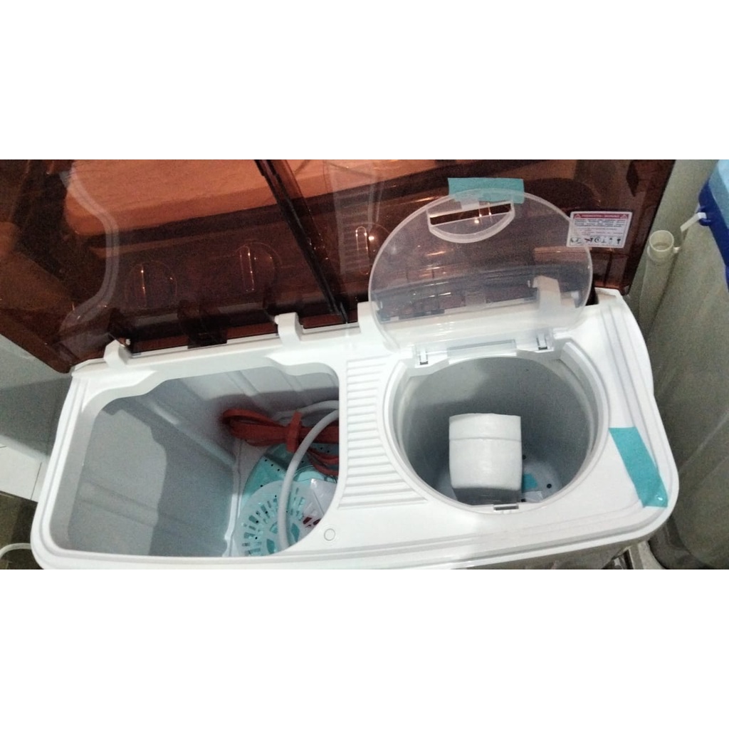 Mesin cuci Polytron PWM 7072 coklat 7 kg tutup transparan