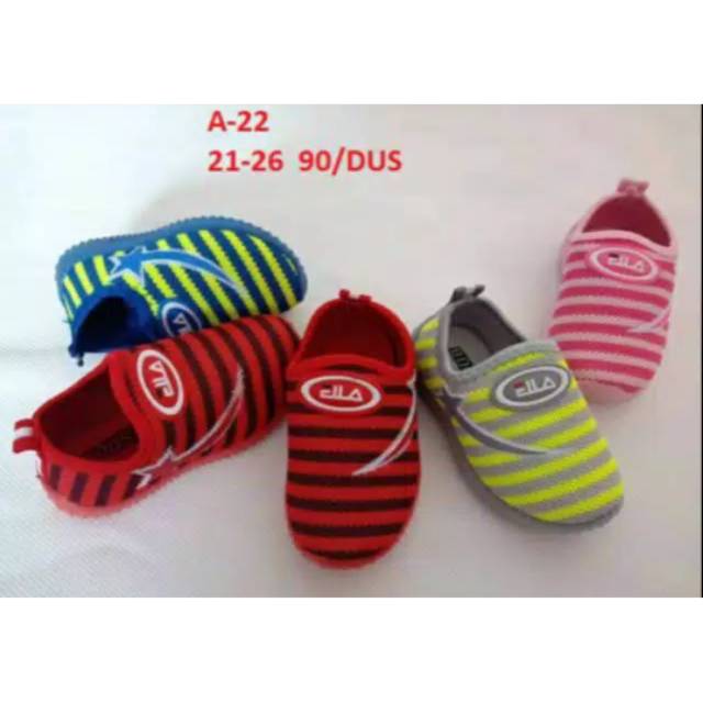 sepatu anak import code A-22