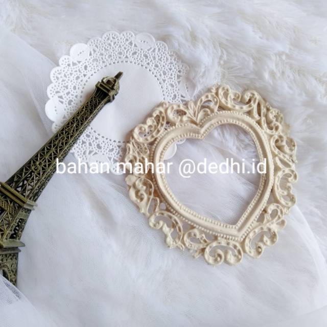 FRAME RESIN LOVE