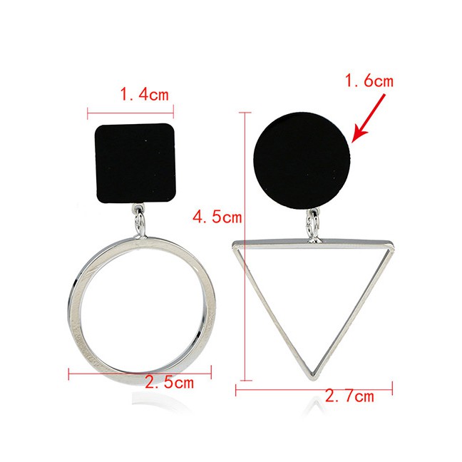 LRC Anting Tusuk Fashion Hollow Out Triangle Pandent Decorated Simple Earrings