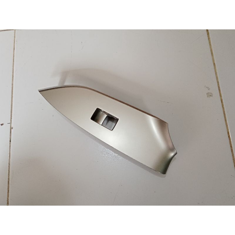 panel power window Innova reborn "KIRI"