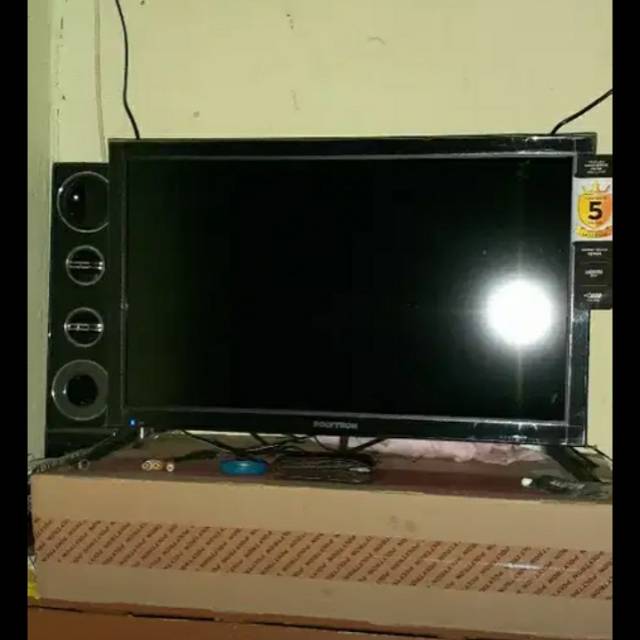 Tv polytron 24 inchi cinemax