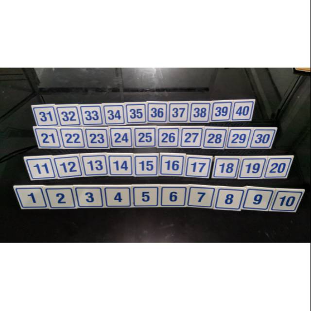 

Acrylic display no meja 1-40