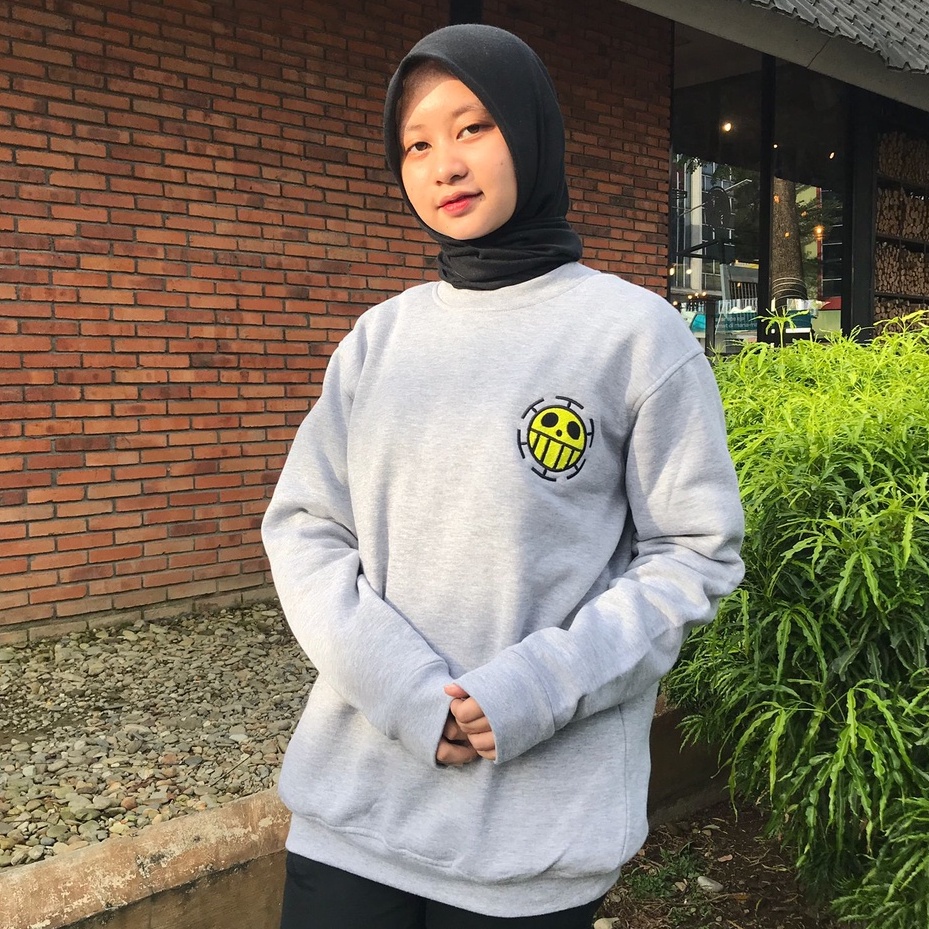 Crewneck Embroidery Trafalgar Law Logo Grey Anime Manga One Piece Premium Unisex