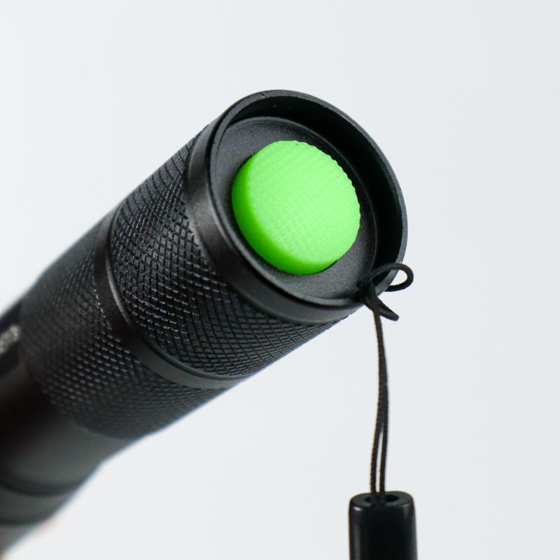 senter LED 10000 lumen  bisa di cas ulang senter super terang senter kecil super terang senter swatt