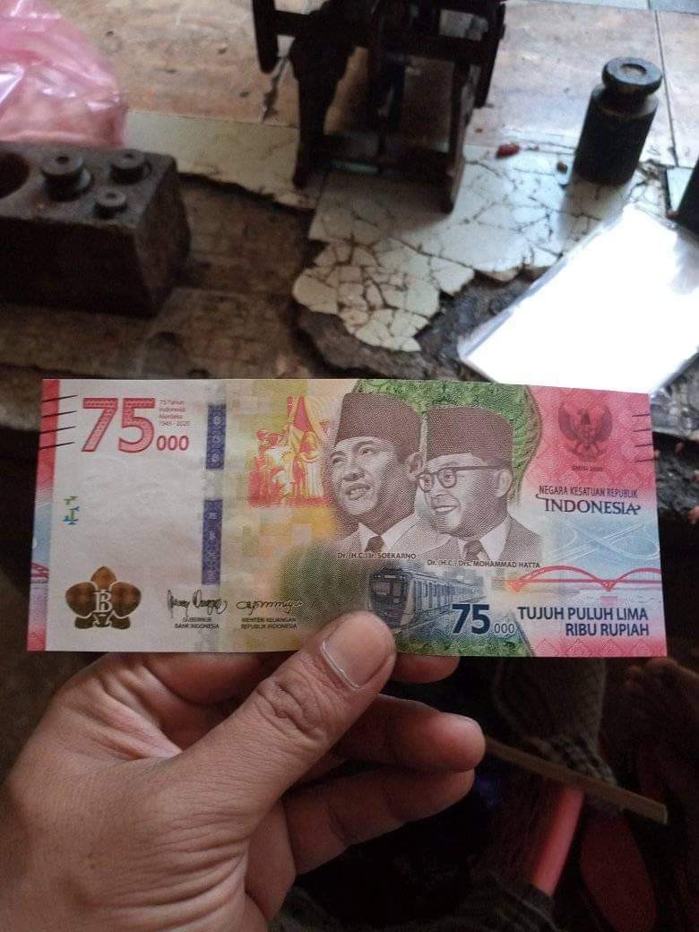 Celengan Target / Celengan Viral / Celengan Unik / Celengan Murah / Tabungan Target Murah /