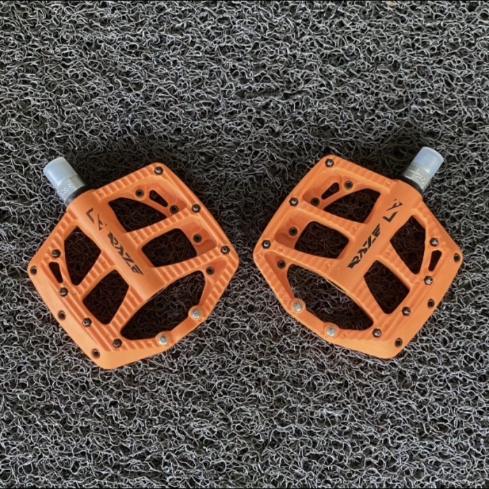 Pedal sepeda Bearing RAZE N30 nylon fiber pedal tapak lebar - Hitam