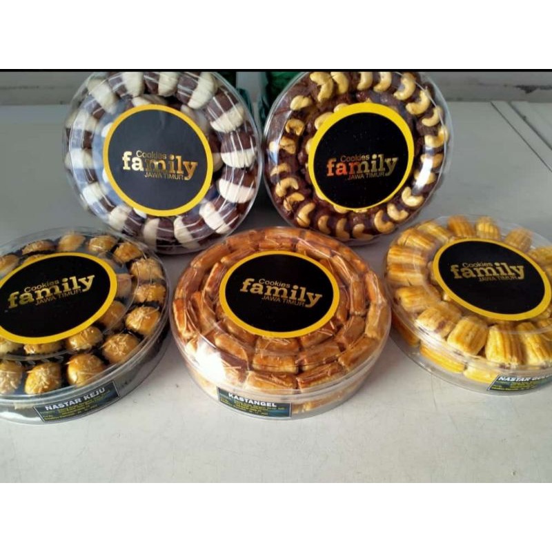 

FAMILY COOKIES SINGLE PART 1 @500-800 GR (NASTAR KEJU, KASTANGEL, NASTAR GULUNG, NASTAR KACANG, PUTRI SALJU, NASTAR ORIGINAL, NASTAR BUAH, NASTAR BUNGA, NASTAR KURMA, COKLAT KUMBANG, NASTAR COCOCHEESE)