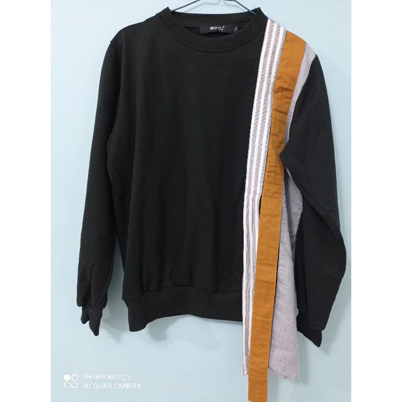 SweaterDeenayPreloved