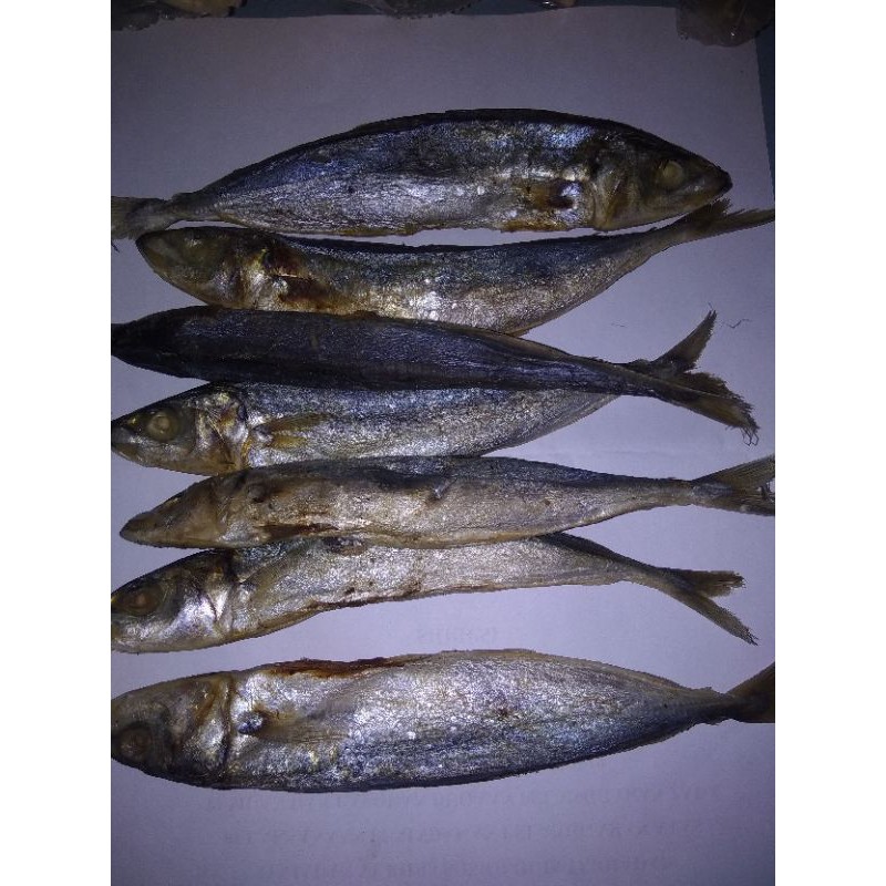 

Ikan asin / iwak asin / ikan asin laut