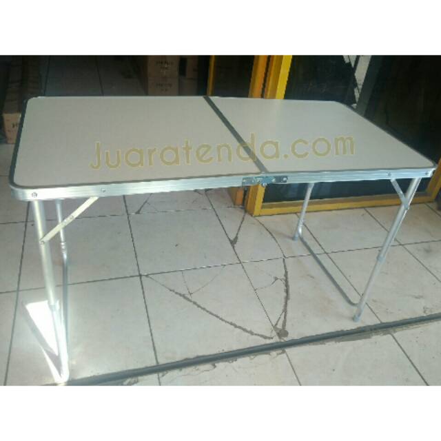 Meja Lipat Ringan Bentuk Koper