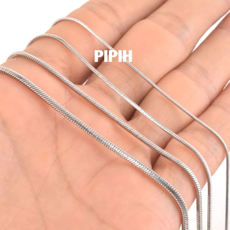 Kalung titanium pipih pria wanita milenial perak emas anti luntur anti karat terlaris