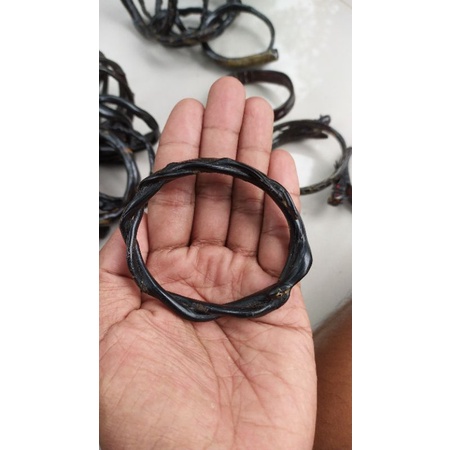 gelang akar bahar hitam lilit