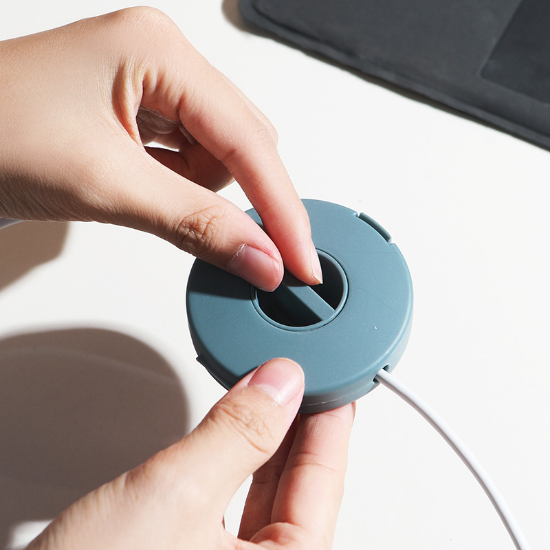 Portable Rotatable Round Cable Earphone Line Storage Box/ Wire Winder Clip / Reusable Fastening Cable Cords Organizer / Cable Line  Management Tools / Cord Wrap Suitable for Computer, TV , Home, Car, Office, Cables Line Organize