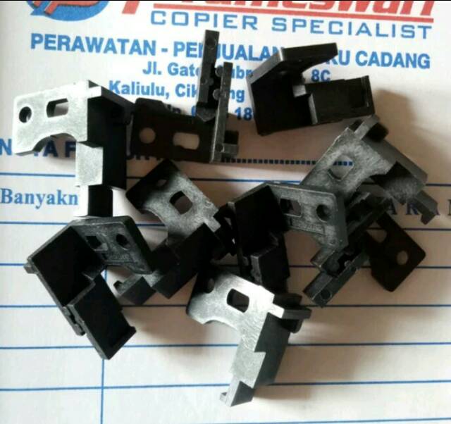 MOUNT PIN CLAW KUKU PEMANAS IR 5000 6570 ori