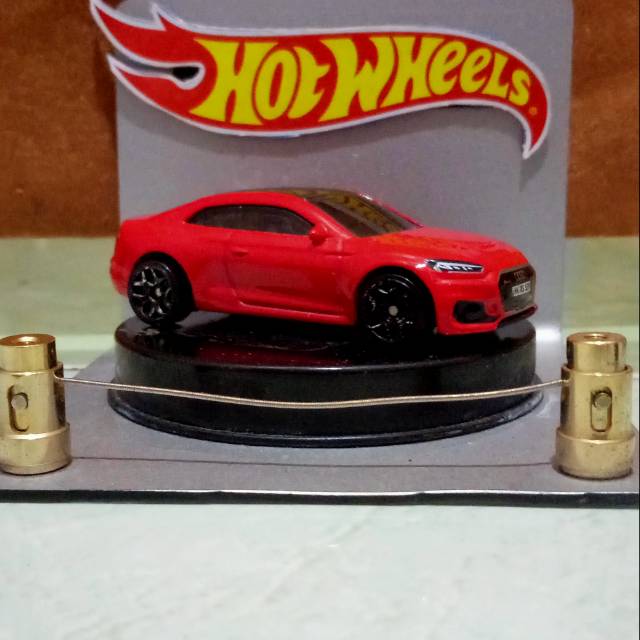 hot wheels rs5